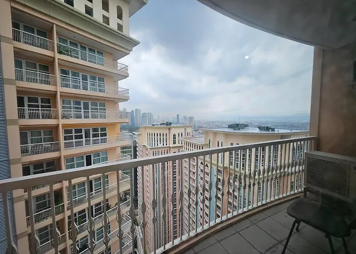 Venice In Mckinley Hill Bgc Taguig With Netflix And Wifi * Manila