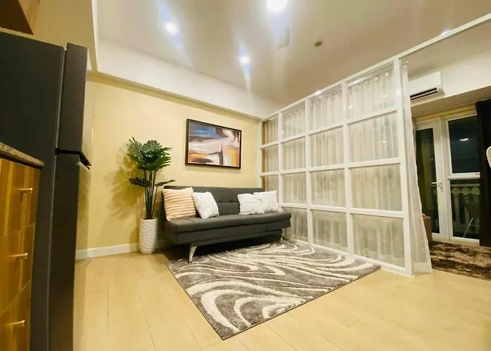 Venice In Mckinley Hill Bgc Taguig With Netflix And Wifi