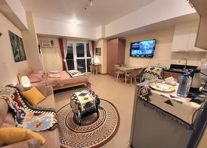 Apartment Venice In Mckinley Hill Bgc Taguig With Netflix And Wifi *