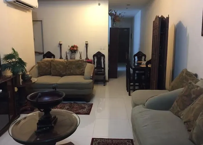 Apartment Venice In Mckinley Hill Bgc Taguig With Netflix And Wifi *